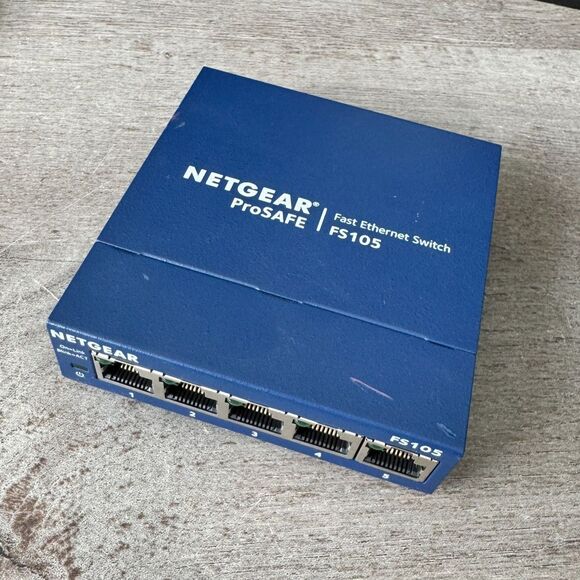5/$25 Netgear ProSAFE 5 Port 10/100 Switch FS105 v3 EUC - Picture 2 of 7